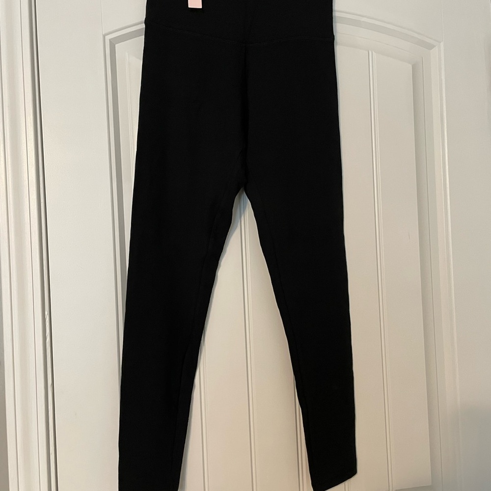 Victoria's Secret Black Leggings Sleek Stretchy Design